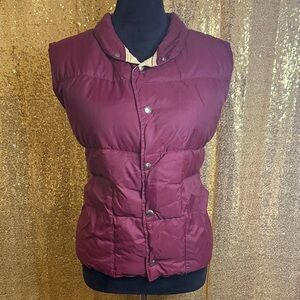Women's Burgundy Puffer Vest 80% Down 20% feathers